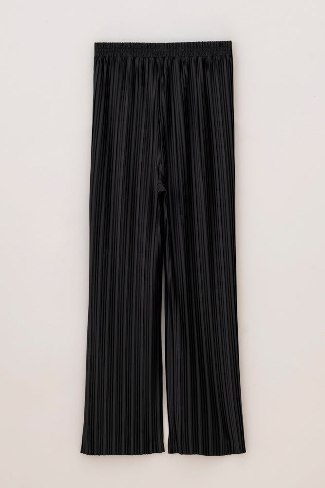 こだわりのプリーツパンツ股下68cm