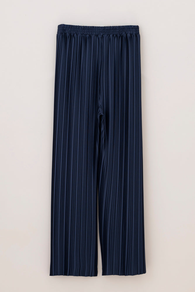 こだわりのプリーツパンツ股下68cm